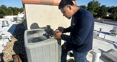 Maintenance service in Palm Desert